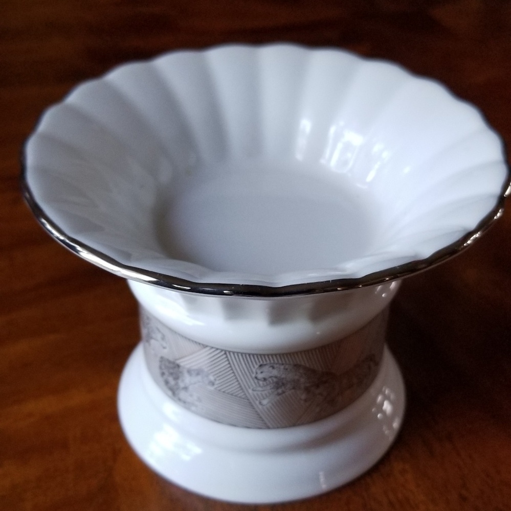 Lenox pillar candle holder